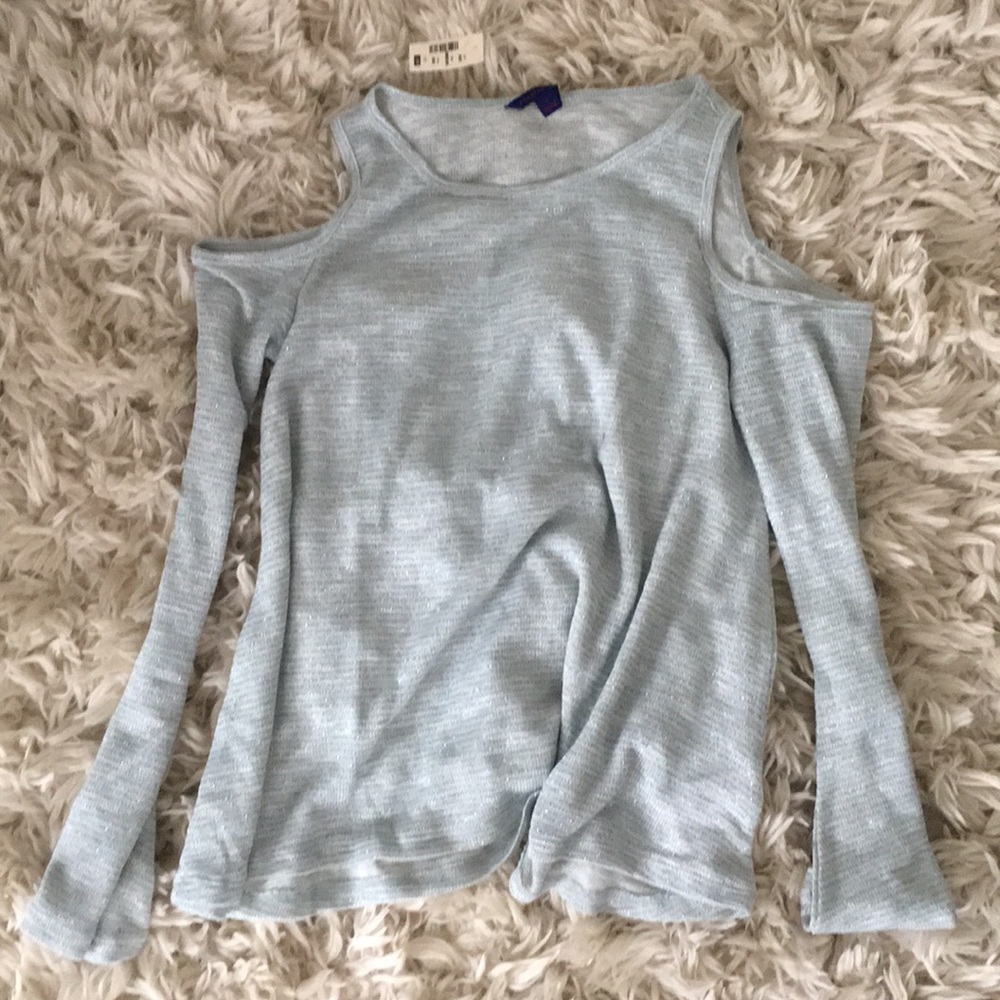 Long sleeve cut out shoulder top